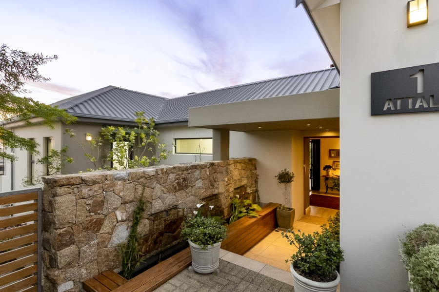 5 Bedroom Property for Sale in Fairhaven Country Estate Western Cape